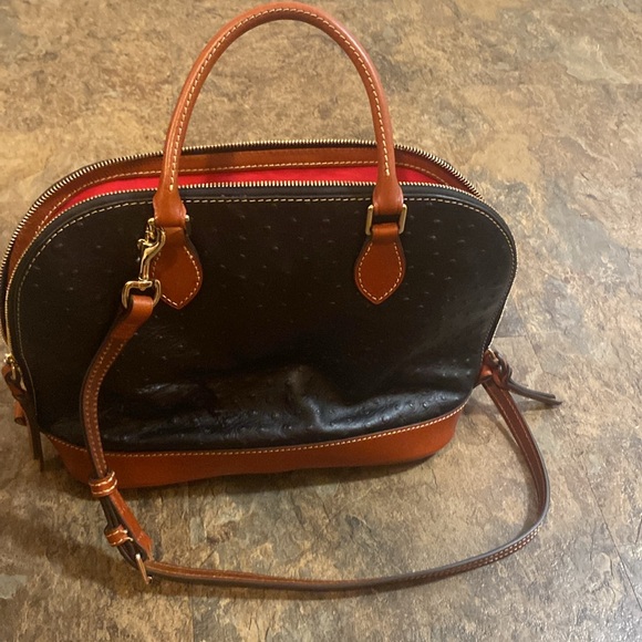 Pebble Grain Zip Zip Satchel - Picture 4 of 5